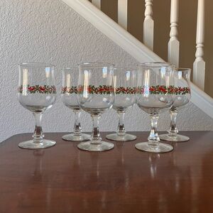 Vintage Libbey Christmas Holly Berry Glass Water Wine Goblets Set Of 6